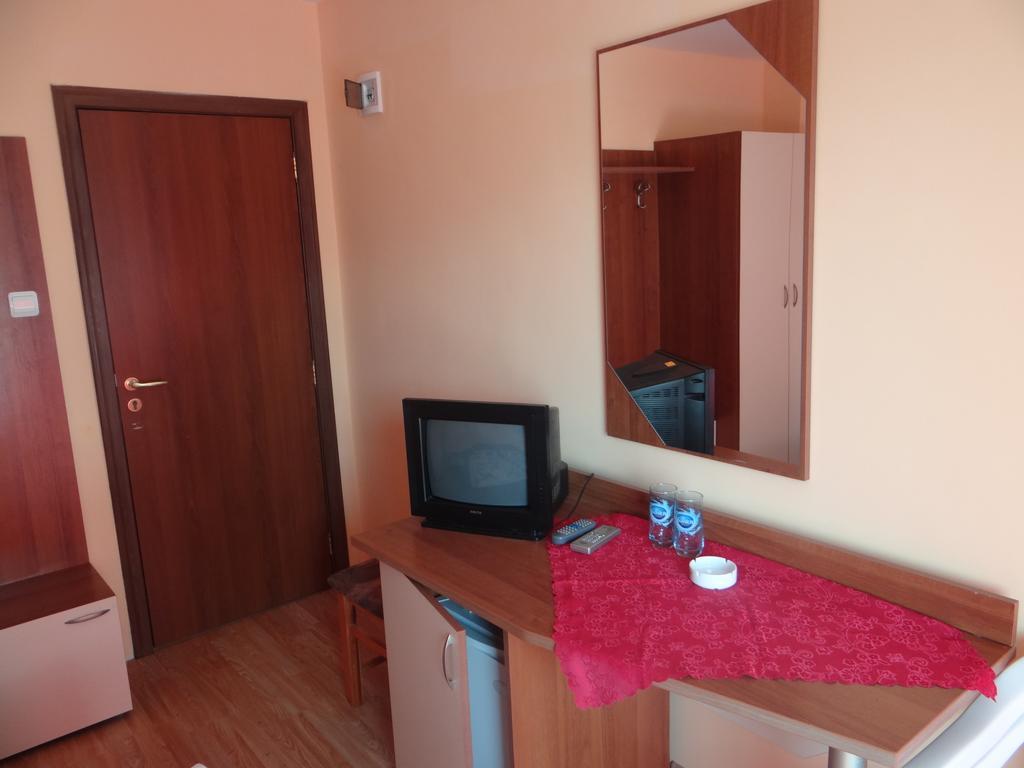 Guest House Lazur Obzor Exterior foto