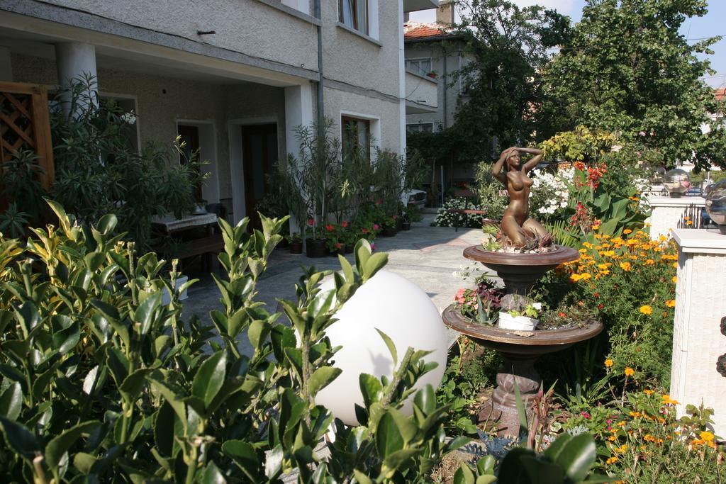 Guest House Lazur Obzor Exterior foto